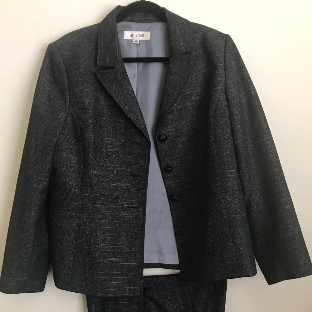 Pant Suit